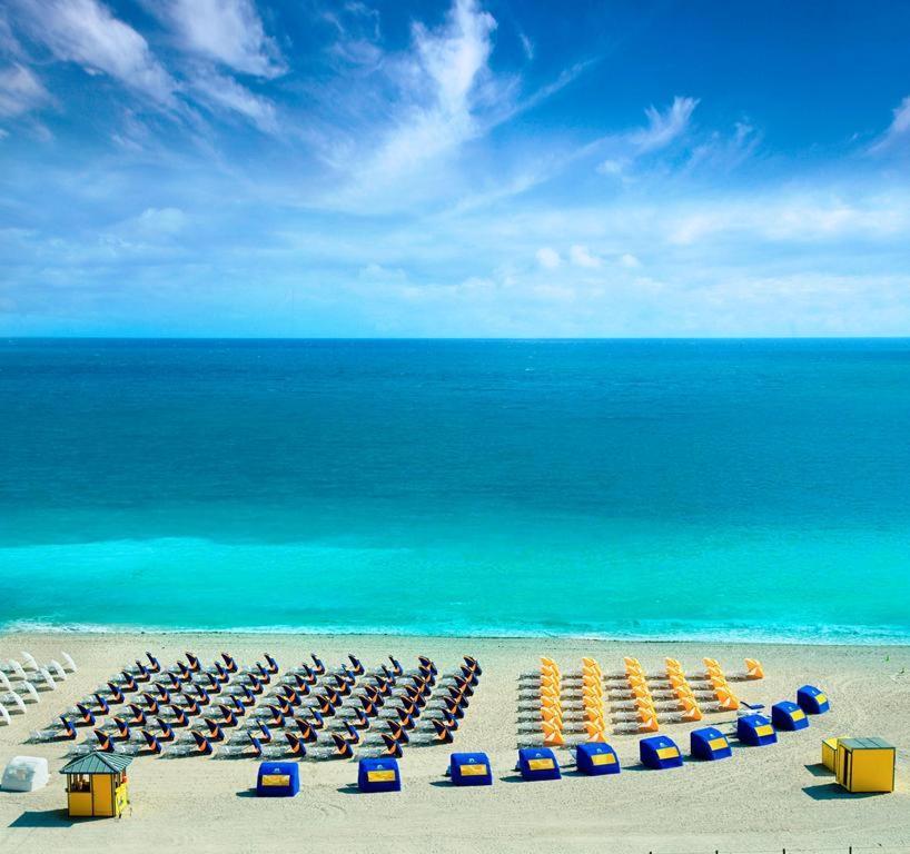 Parisian Hotel Miami Beach Eksteriør bilde